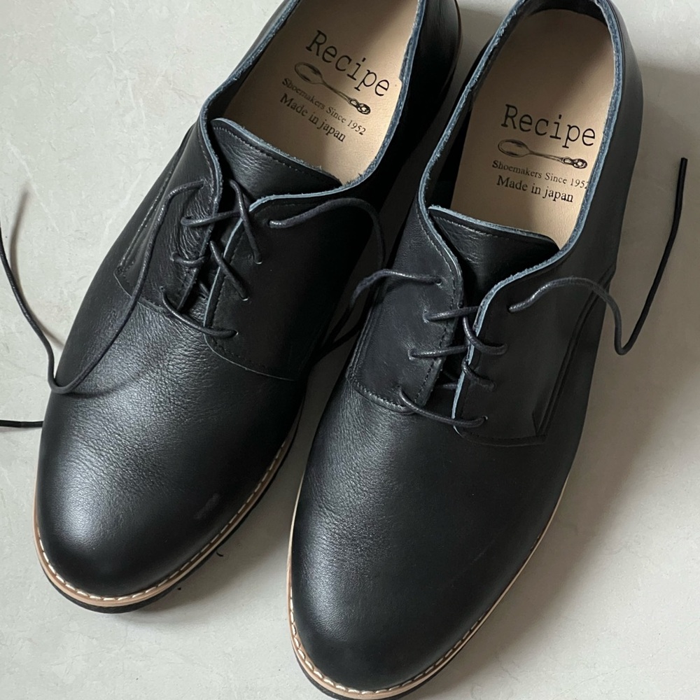 Janpense hand made Black Leather Derby Shoes with Minimalist Design